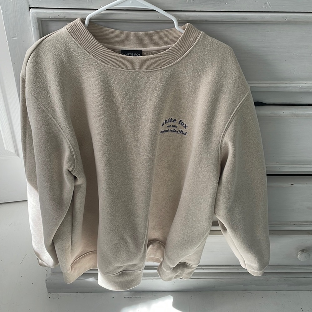 White fox crew neck